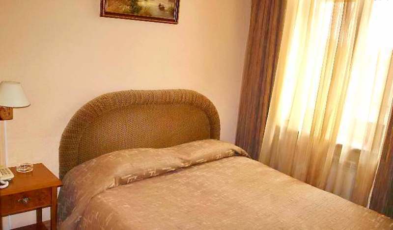 Domus Hotel-1 Kiev Dış mekan fotoğraf