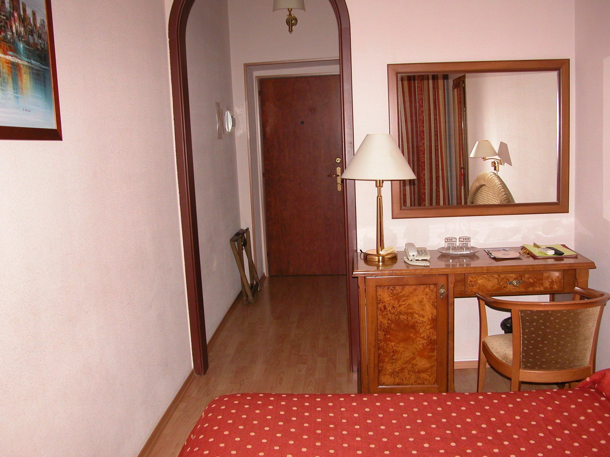 Domus Hotel-1 Kiev Dış mekan fotoğraf