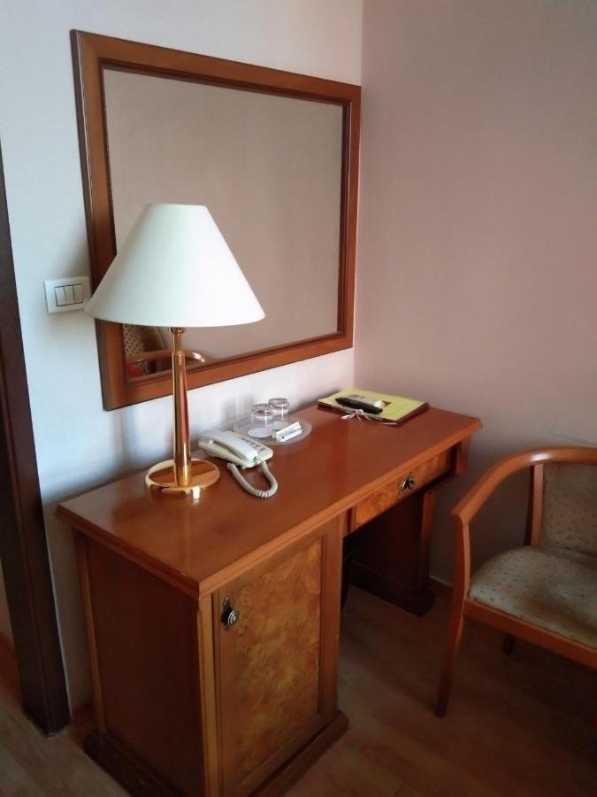 Domus Hotel-1 Kiev Dış mekan fotoğraf