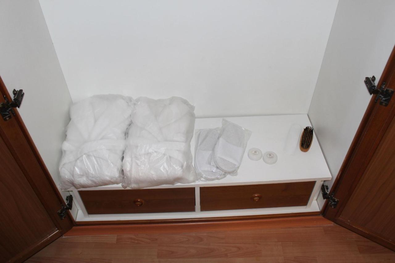 Domus Hotel-1 Kiev Dış mekan fotoğraf